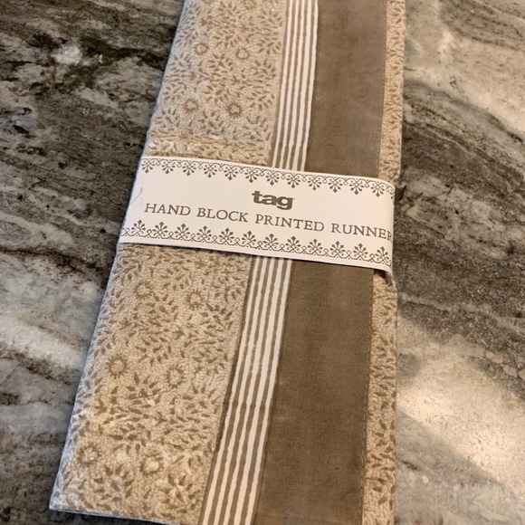 TAG Hand Block Printed Runner. Taupe. NWT - Picture 2 of 5